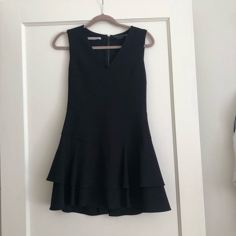 Alice and Olivia Women Dress